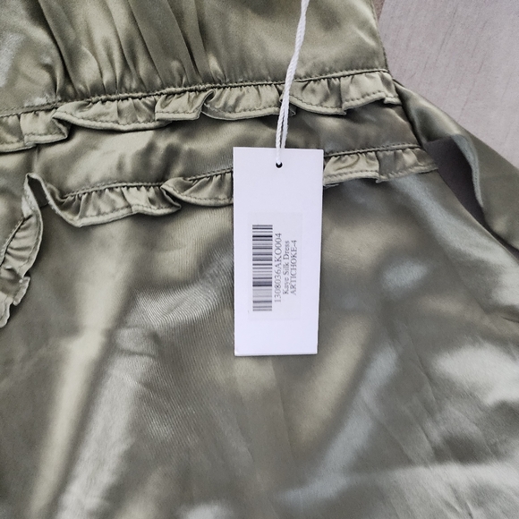 Reformation Kaye silk dress in the artichoke color - Picture 8 of 9